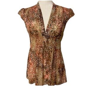 New York & Co. Sheer Patterned V-Neck Top with Cap Sleeves - Size Small!!